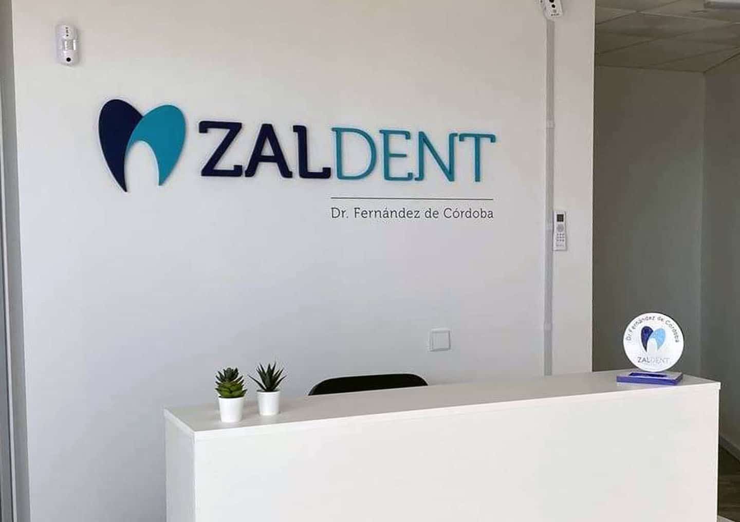 Clínicas Dentales Zaldent